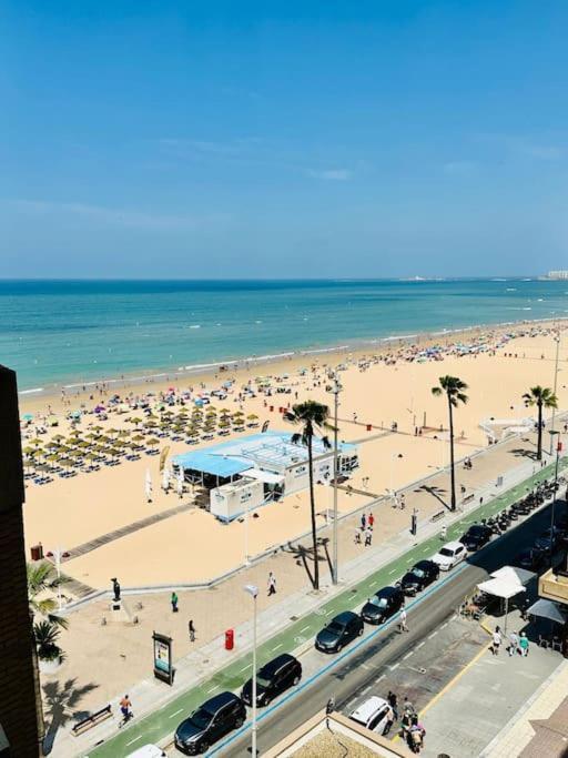 Apartamento A Pie De Playa. Kadyks Zewnętrze zdjęcie